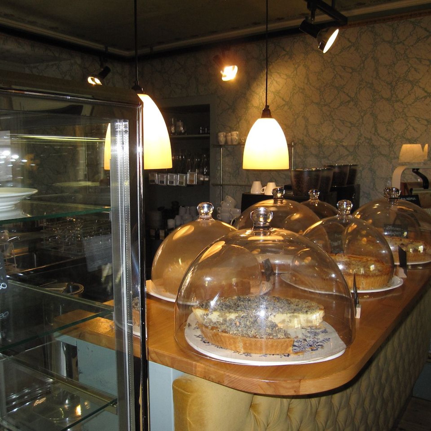 DeVries05CafeInka