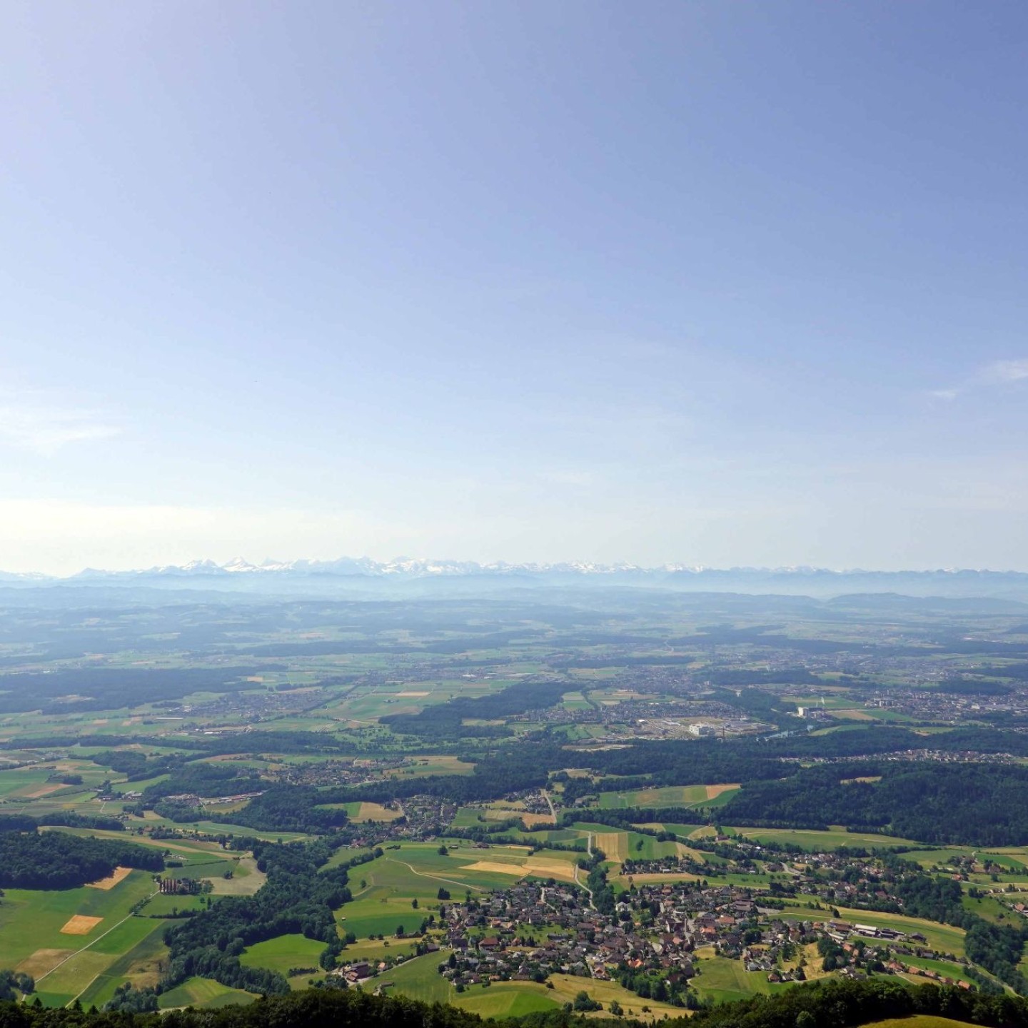 05_Herrliche Sicht aufs Mittelland und den Alpenkranz